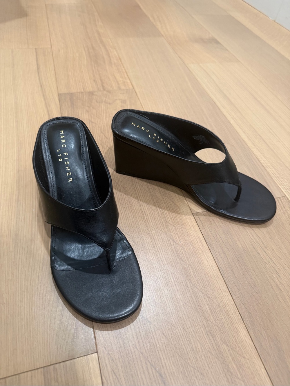Marc Fisher Black Leather Udena Wedge Thong Sandal